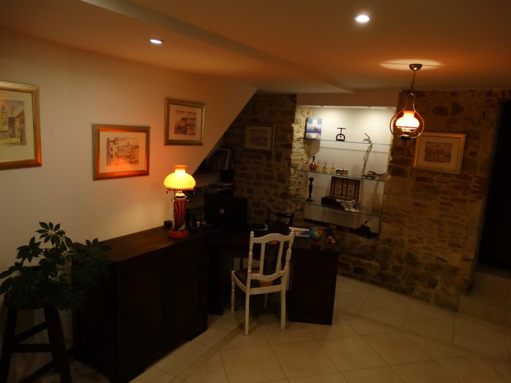 Guesthouse Marileo Spalato Esterno foto